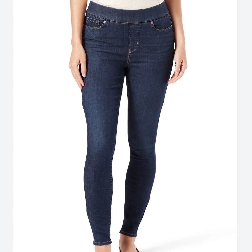 Levi Signature Pull-On - Skinny Jeans - Size: 14